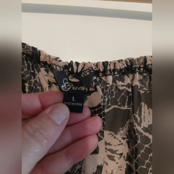 Guess Womens Puff Sleeve semi sheer boho floral Printed Ruffle top blouse L - Picture 5 of 6